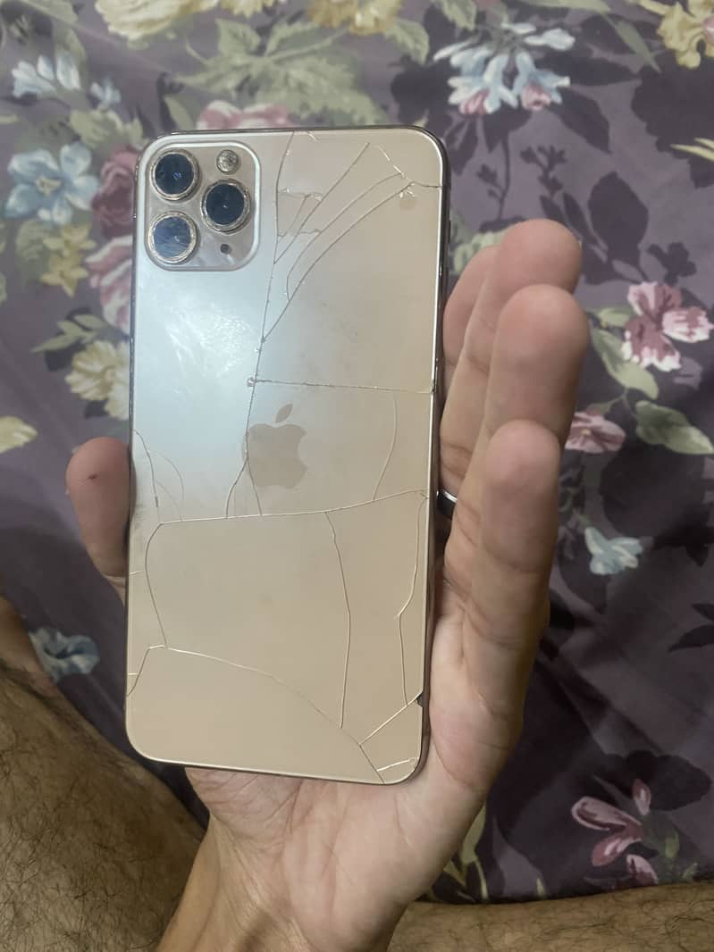 Apple iPhone 11 Pro Max 5