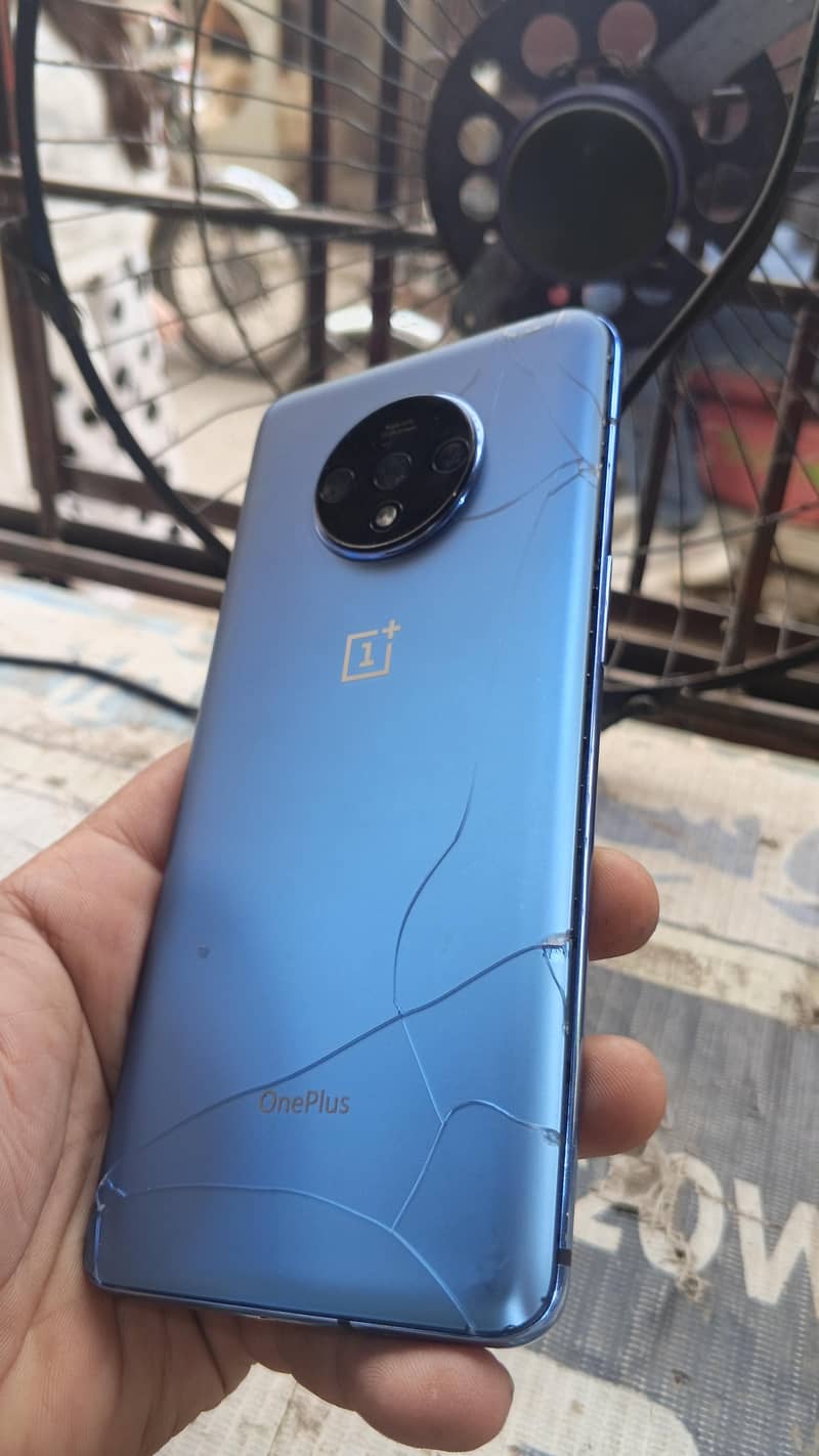 One Plus 7T 6