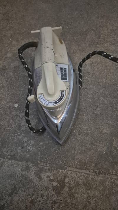 National Super delux Automatic Iron Am-6500