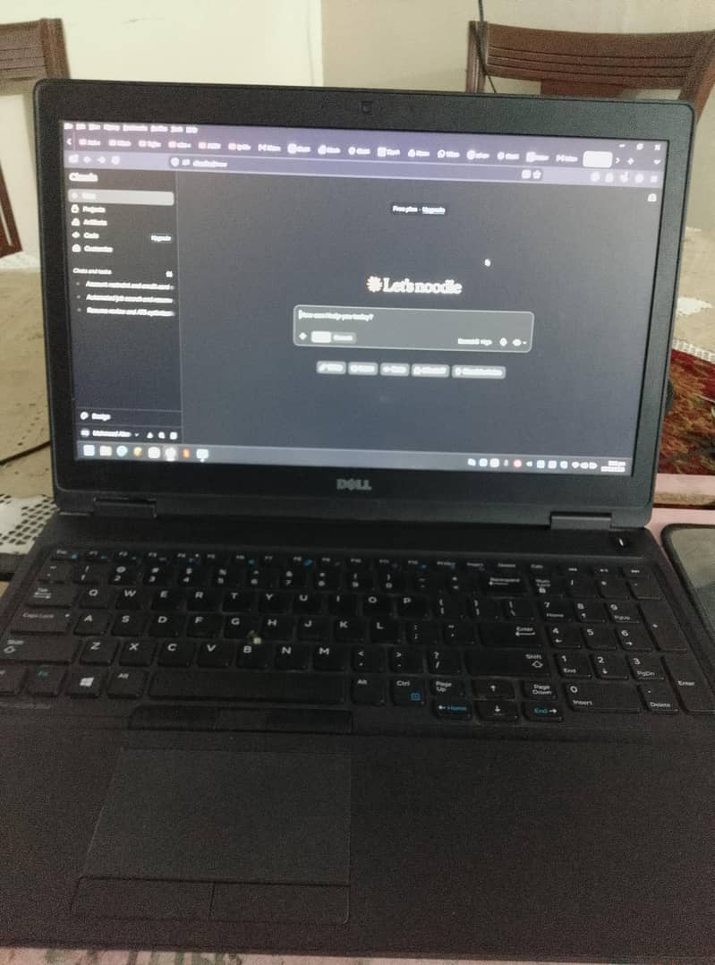 Dell Precision 3520 0