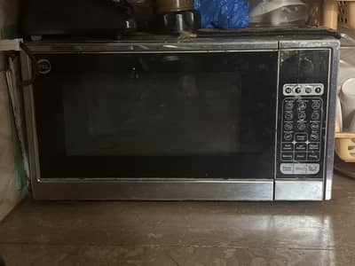 Good conditioned Microwave for sale