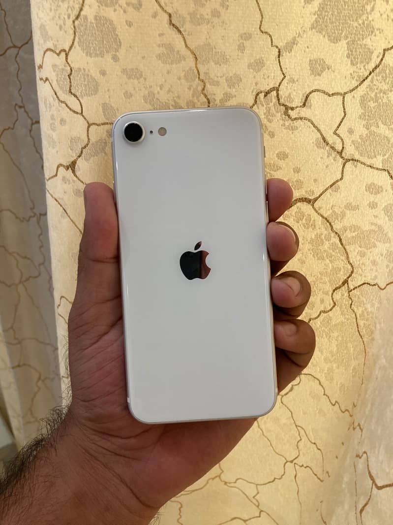 Apple iPhone SE 3