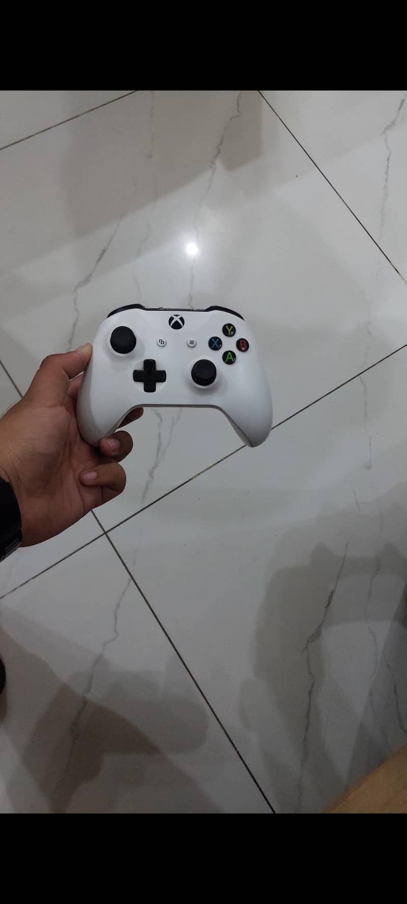 Xbox One 1TB 3