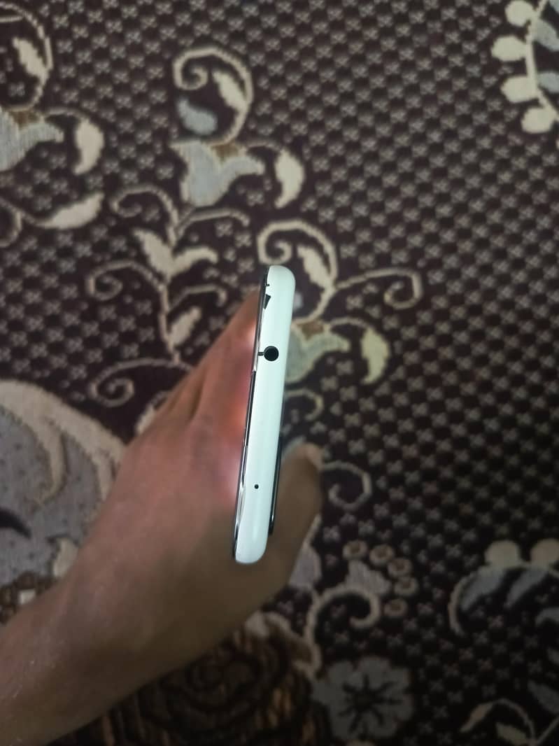Google Pixel 4a 3