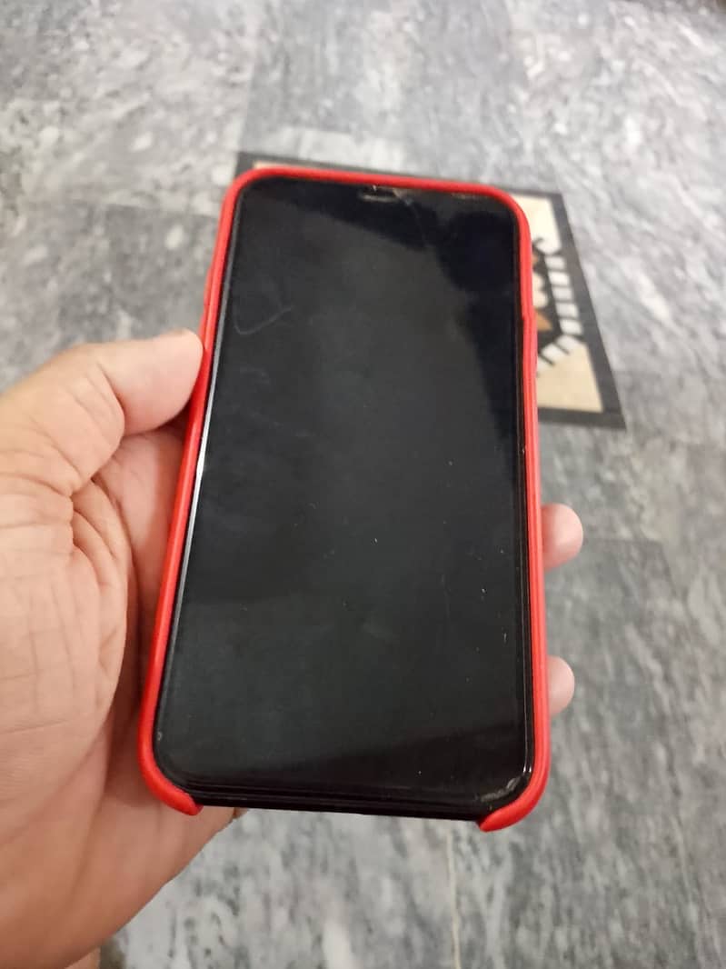 IPhone 11 Non PTA 14