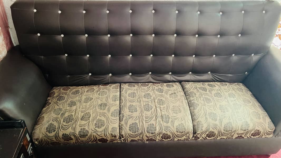 Sofa set 0