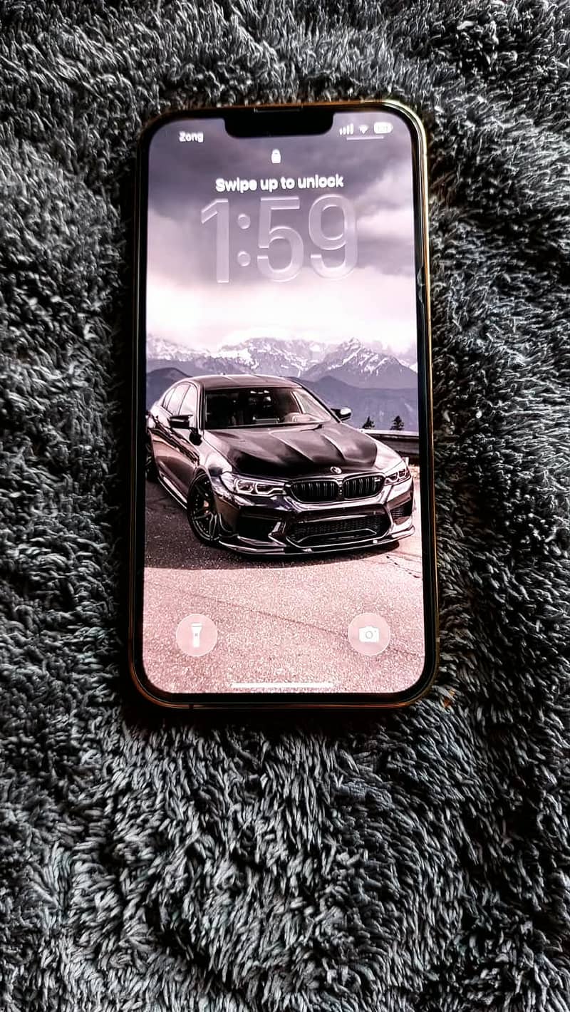 Apple iPhone 13 Pro 4