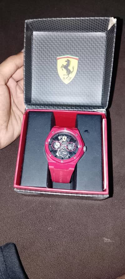 Ferrari Branded watch contact number 03704151872
