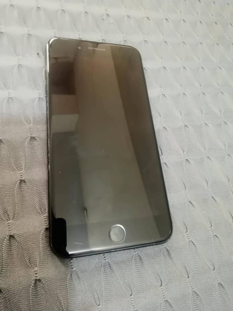 Apple iPhone 7 Plus Black 0