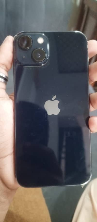 Apple iPhone 13