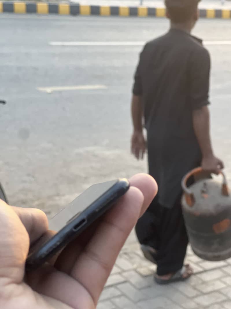 Apple iPhone 7 2