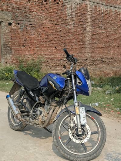 Yamaha YBR 19 model