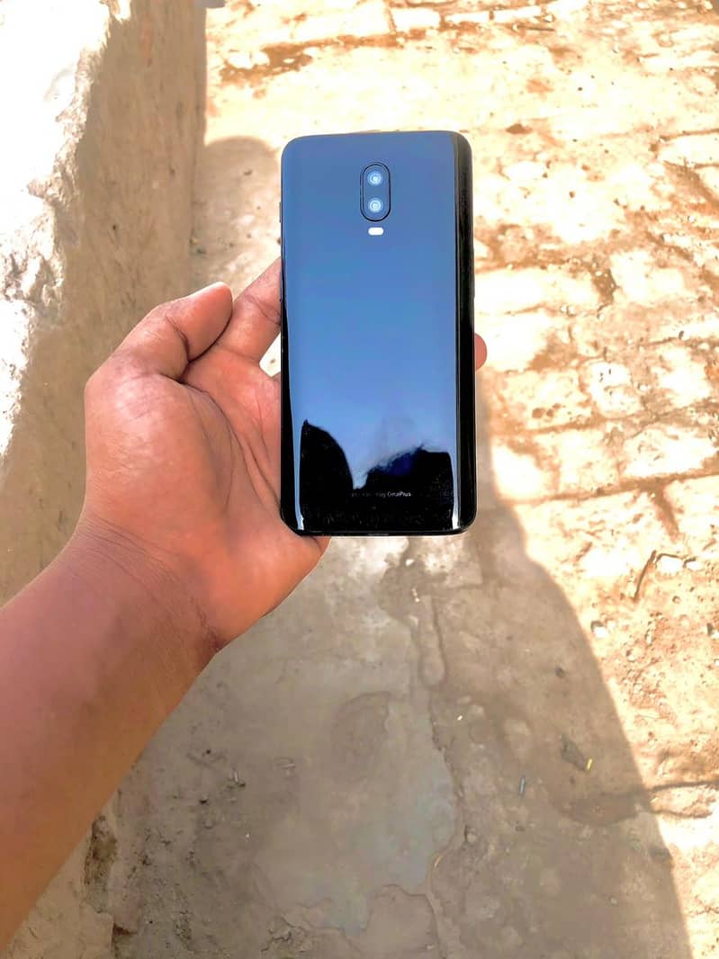 One Plus 6T 1