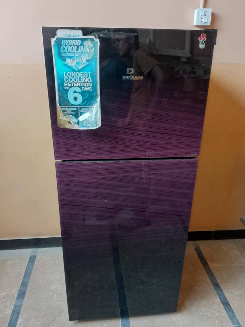 Dawlance medium size frigde 1