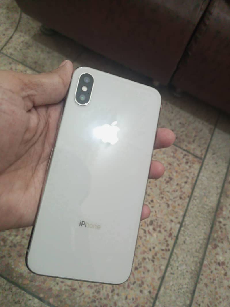 Apple iPhone X 5