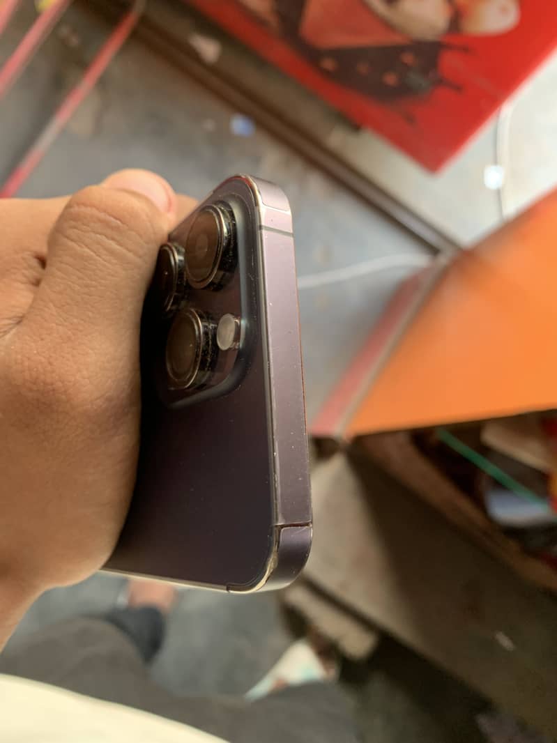 Apple iPhone 14 Pro max 1