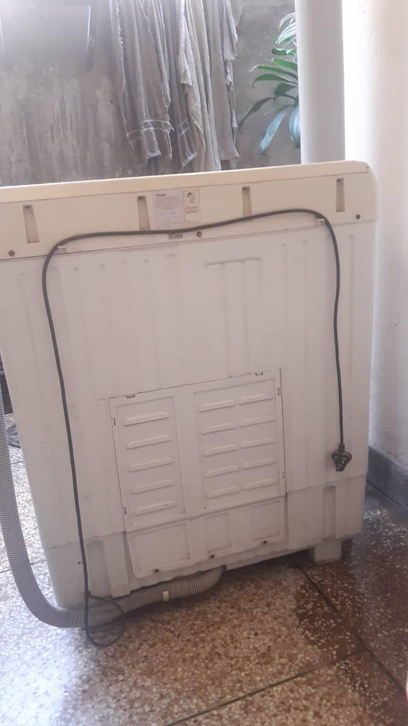 Hier Washing Machine 1