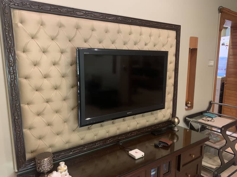 Sony 42 Inch Full HD LED / LCD TV - Original Japanese Display 0