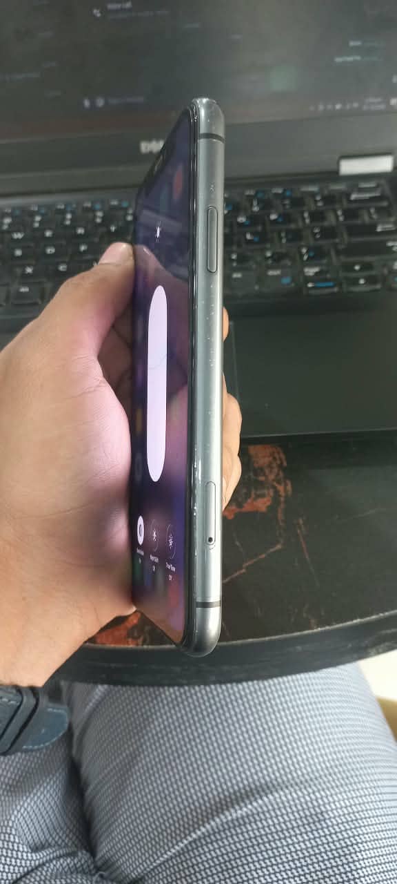 iPhone 11 1