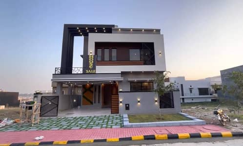 10 Marla level plot Block D