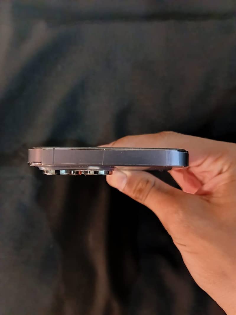 Apple iPhone 14 Pro Max 4