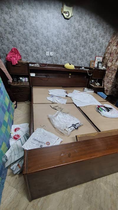 bed and dressing