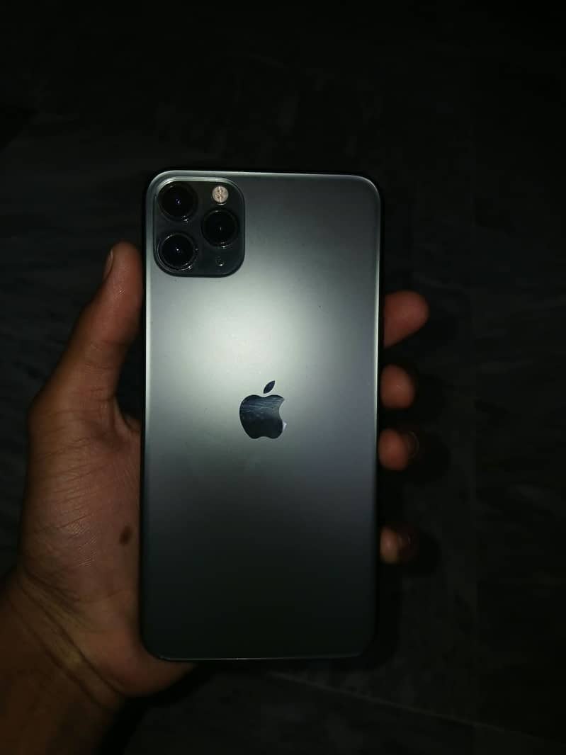Apple iPhone 11 Pro Max 0