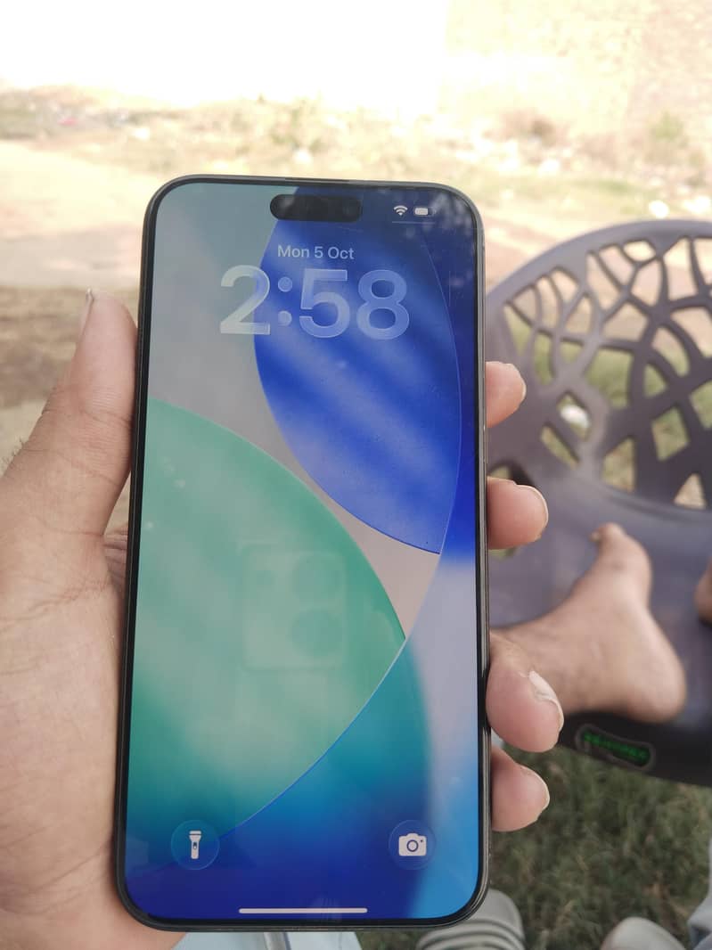 Apple iPhone 15 Pro Max jv 1