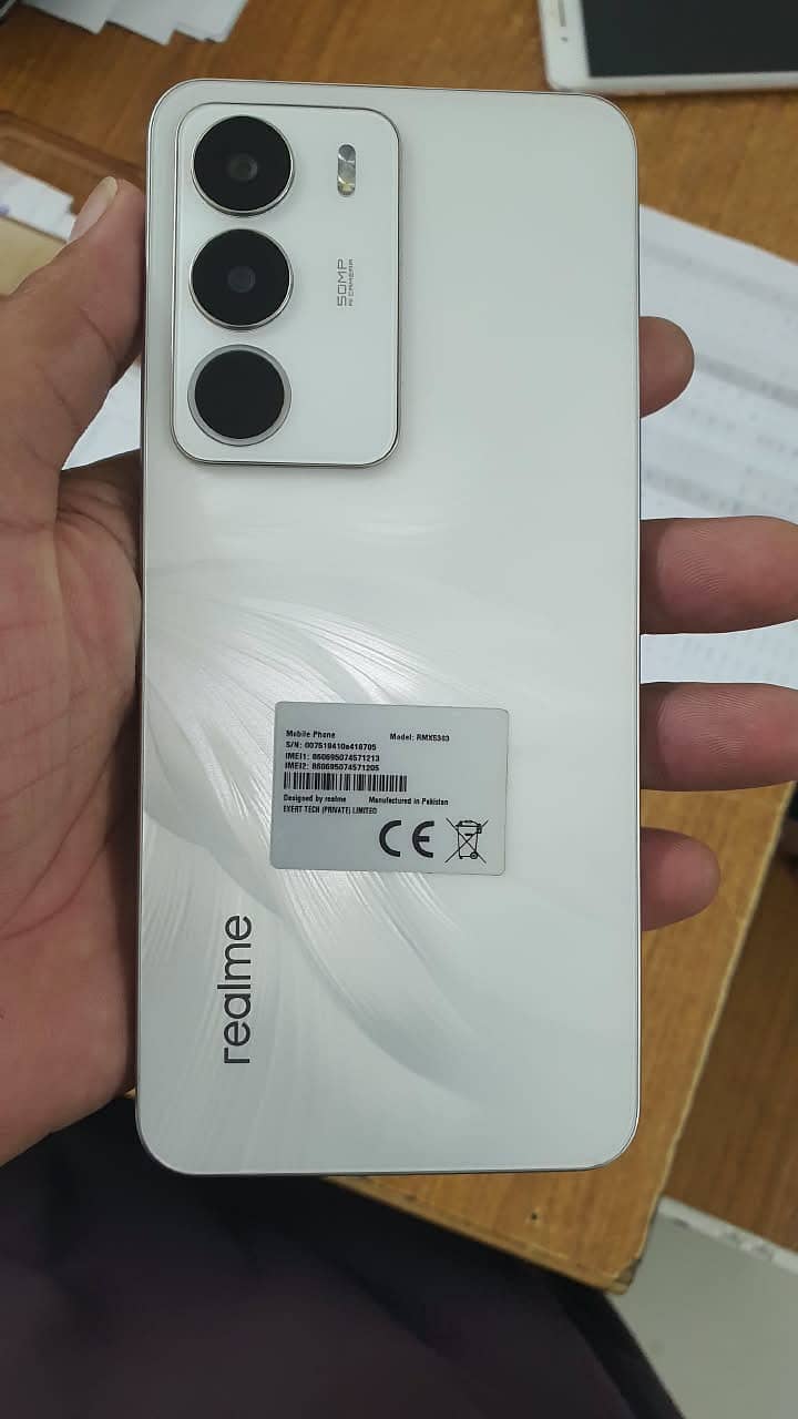 Realme C71 3