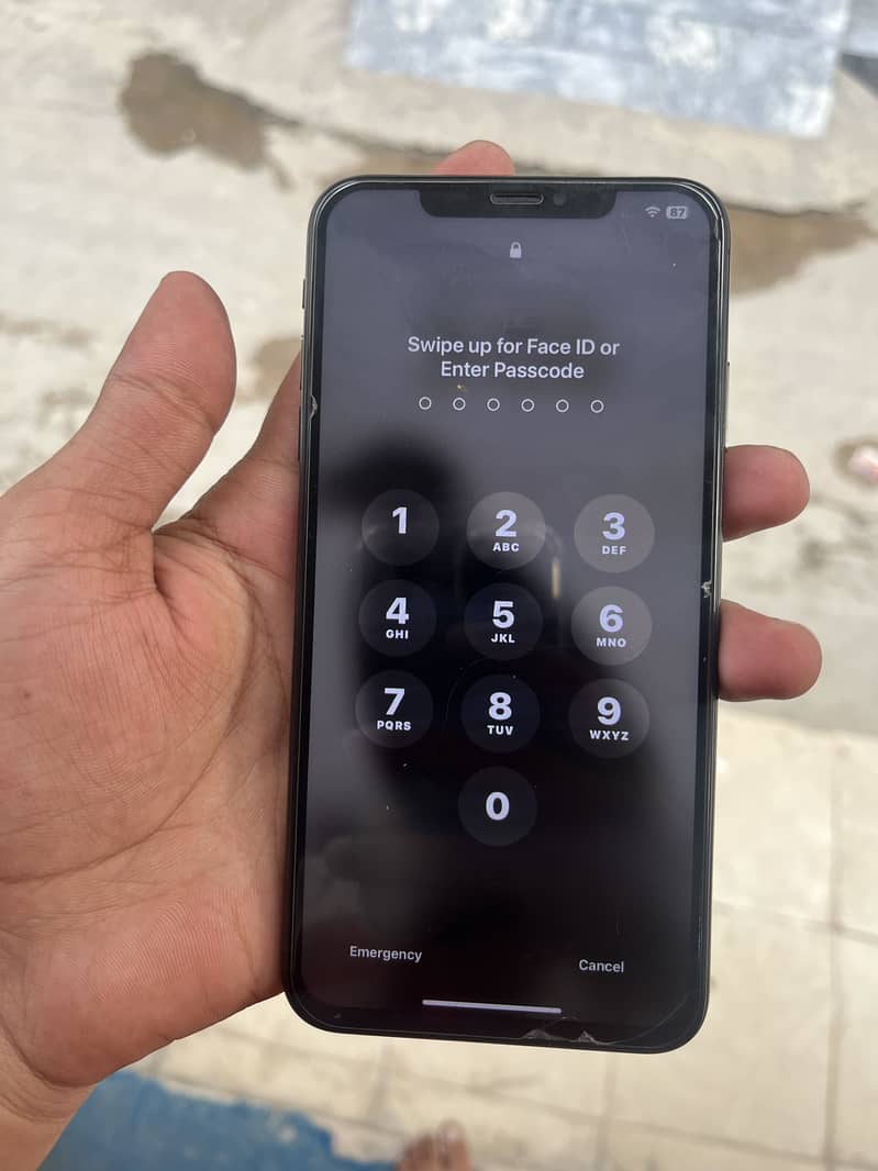Apple iPhone XS Max 0