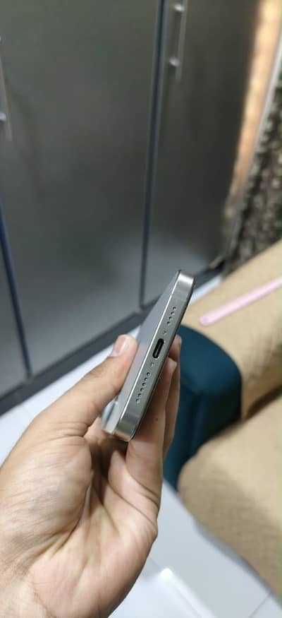 Iphone 15 Pro Max Dessert Grey 256 GB PTA Approved for Sale