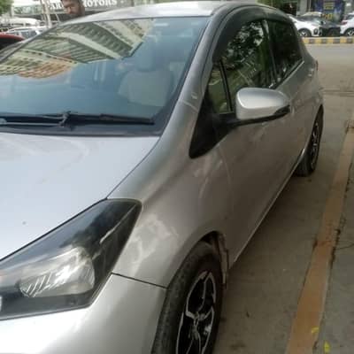 Toyota Vitz 2014