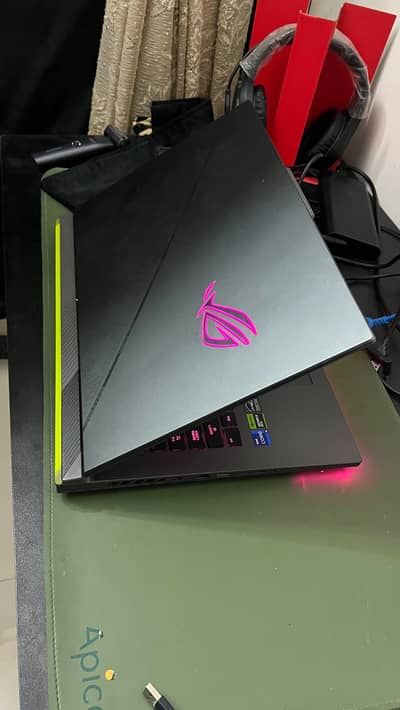 ASUS ROG STRIX G18|CORE I9 14900HX |RTX 4060 8GB|18QHD 240H GAMING