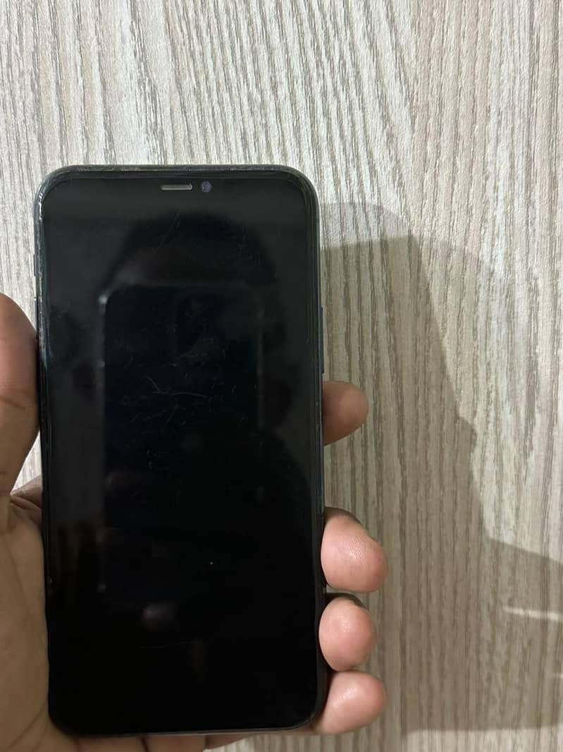 Apple iPhone 11 Pro 3