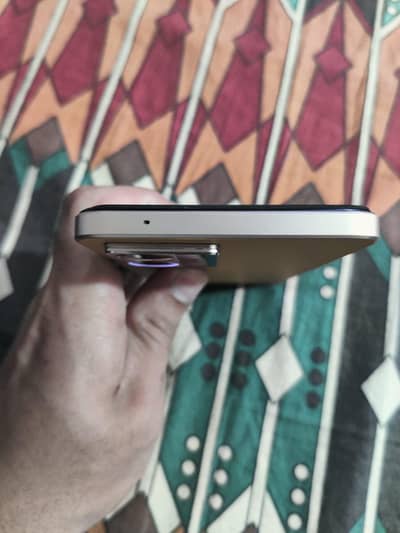 OPPO F21 Pro