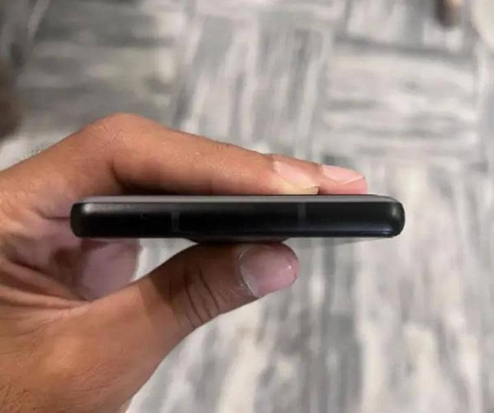 Google Pixel 6a panel 2