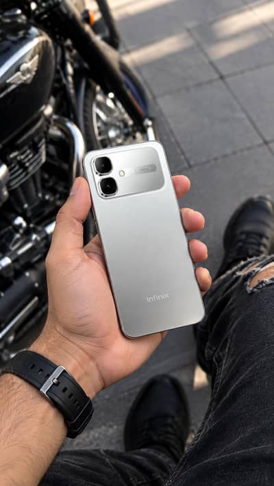 Infinix Smart 20