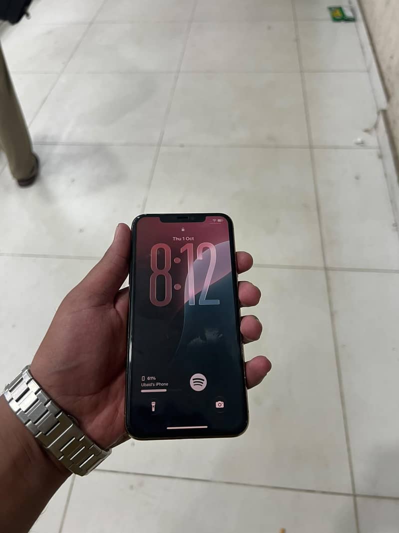 Apple iPhone 11 Pro Max 2