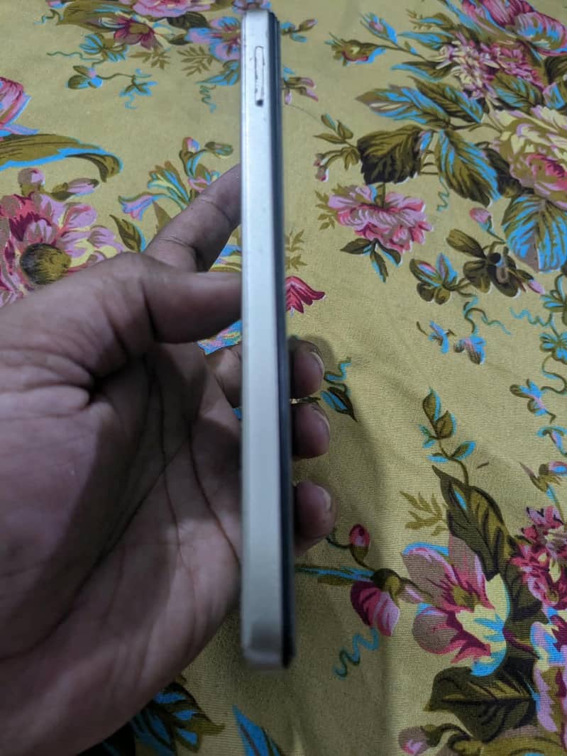 Tecno Spark 20C 2