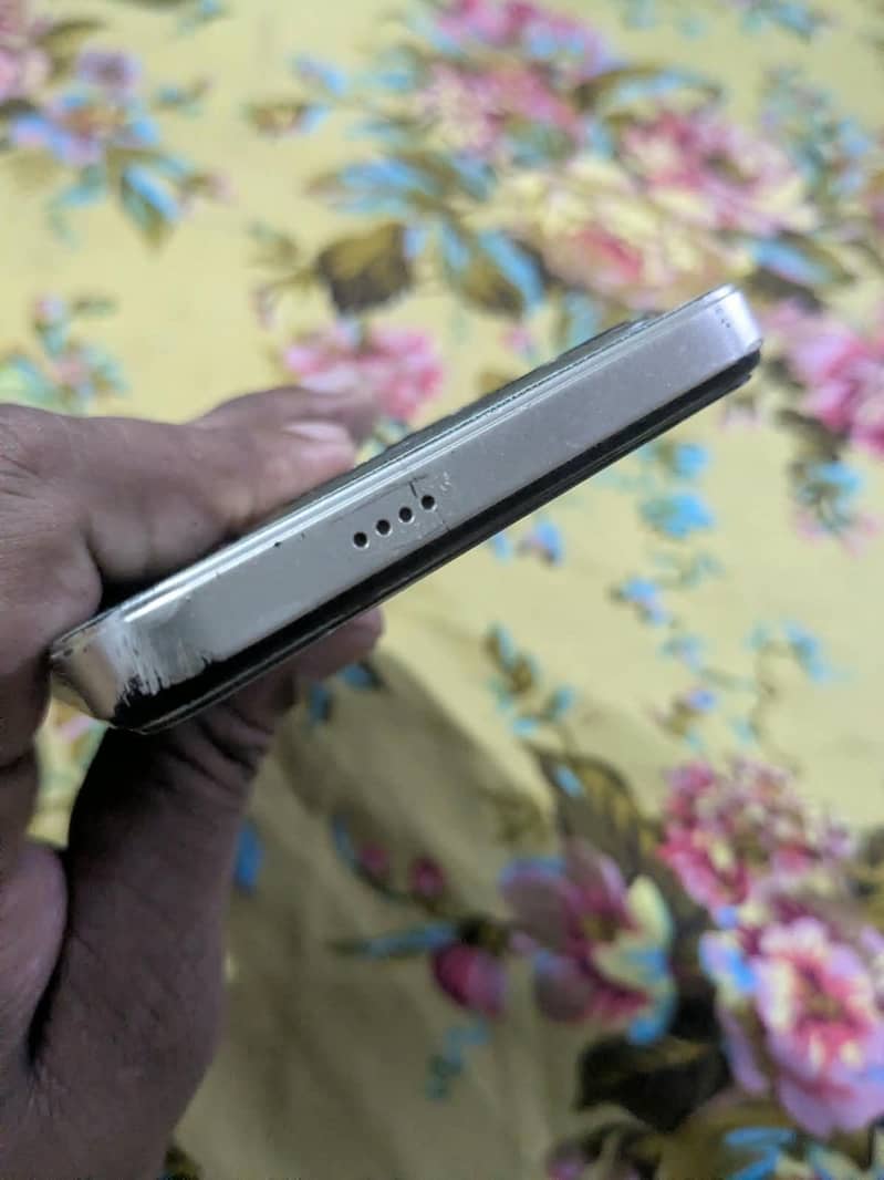 Tecno Spark 20C 6