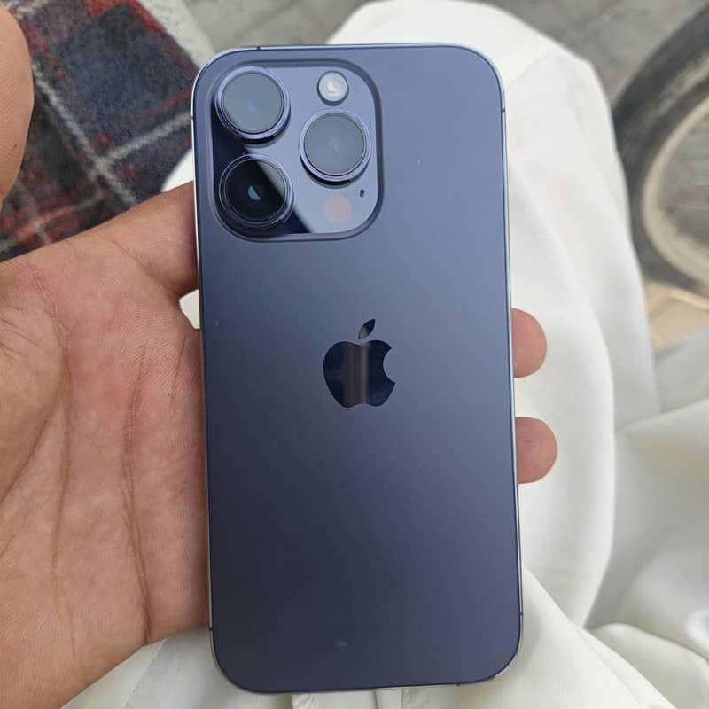 Apple iPhone 14 Pro 2
