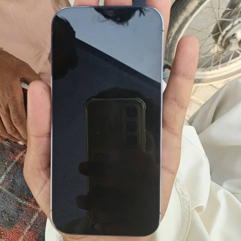 Apple iPhone 14 Pro 4