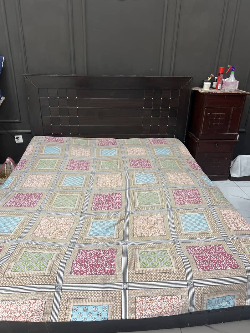 Bed set with Side tables 1