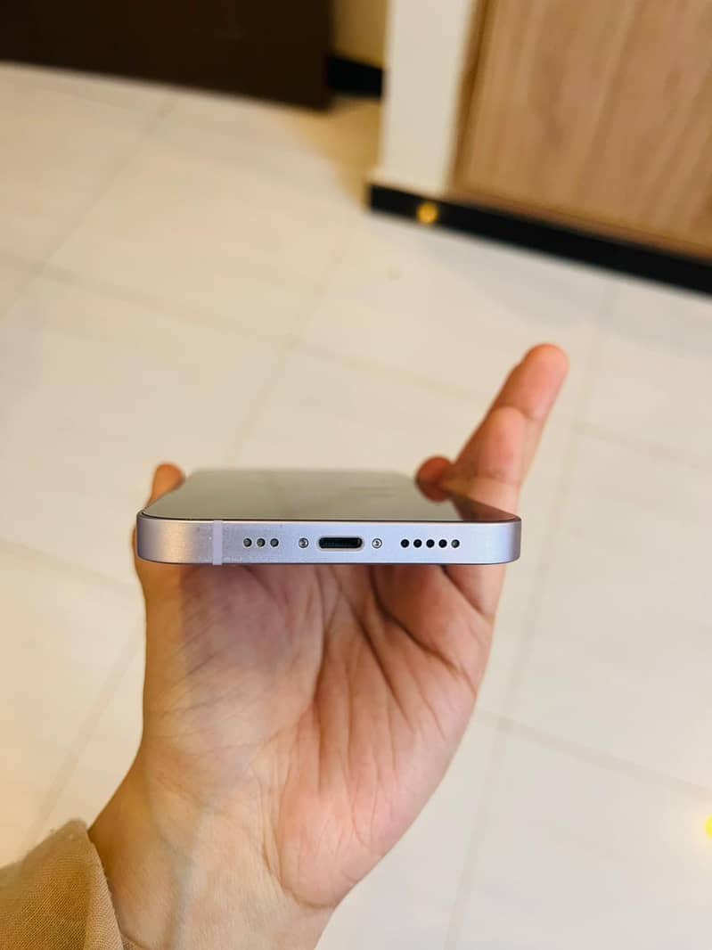 Apple iPhone 14 1