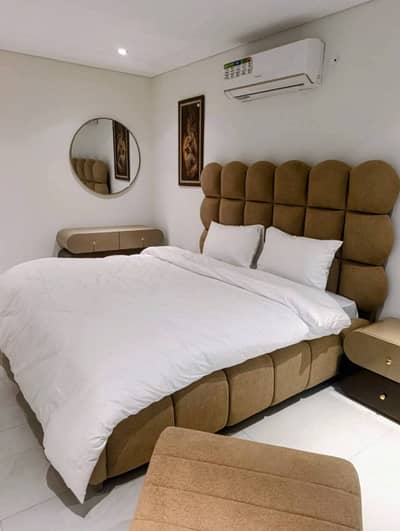 Daily Basis Apartment & Rooms Per day Perweek Short stay Available in E-11 Islamabad