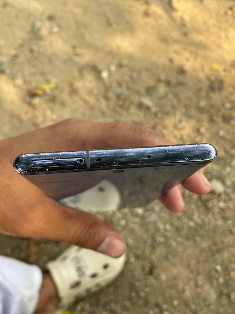 Samsung Mobile Note 10 Plus 6