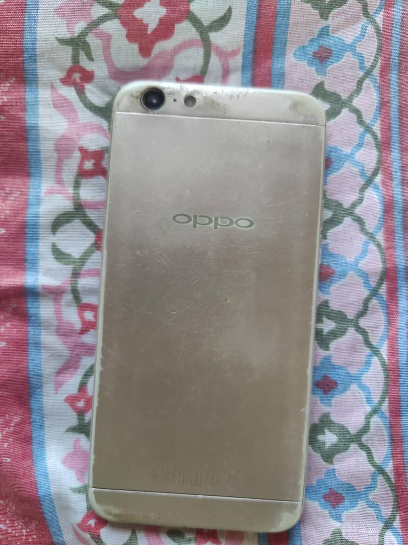 OPPO A57 1