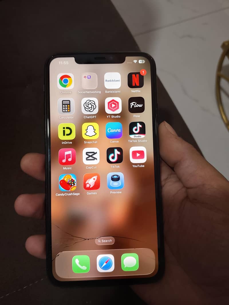Apple iPhone 11 Pro Max 6