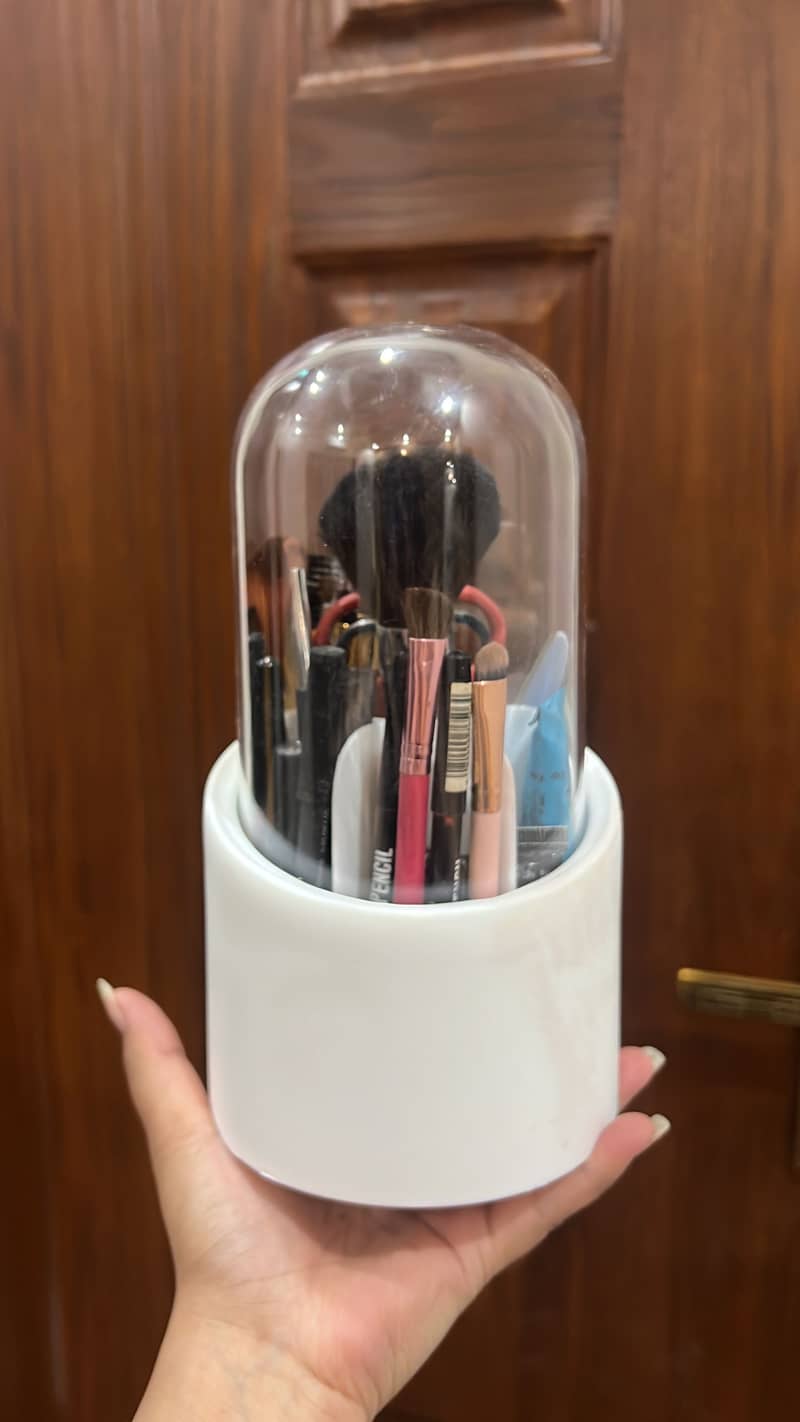 Makeup storage brushes box 0