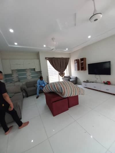 10 Marla Upper Portion Available For Rent In Valencia Town
